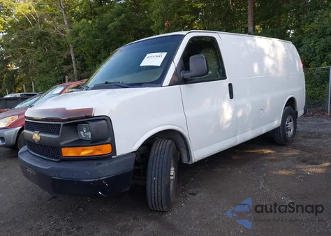 2013 Chevrolet Express 2500 Work Van z USA, uszkodzony, nr VIN 1GCWGFCA4D1193430